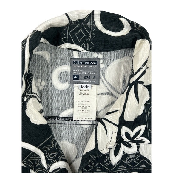 VTG Quiksilver Button Up Surfer Beach Hawaiian‎ Shirt Sz M Black - Picture 5 of 6